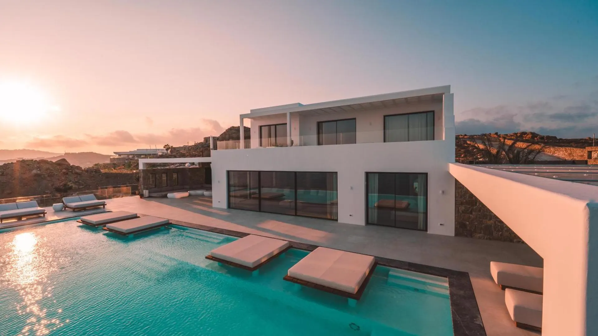 Splendid Mykonos Waterfront Villa Mykonos Town